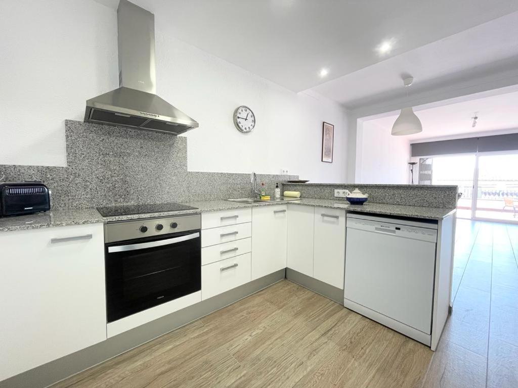 Apartamento Familiar En Canyelles Roses Eksteriør billede